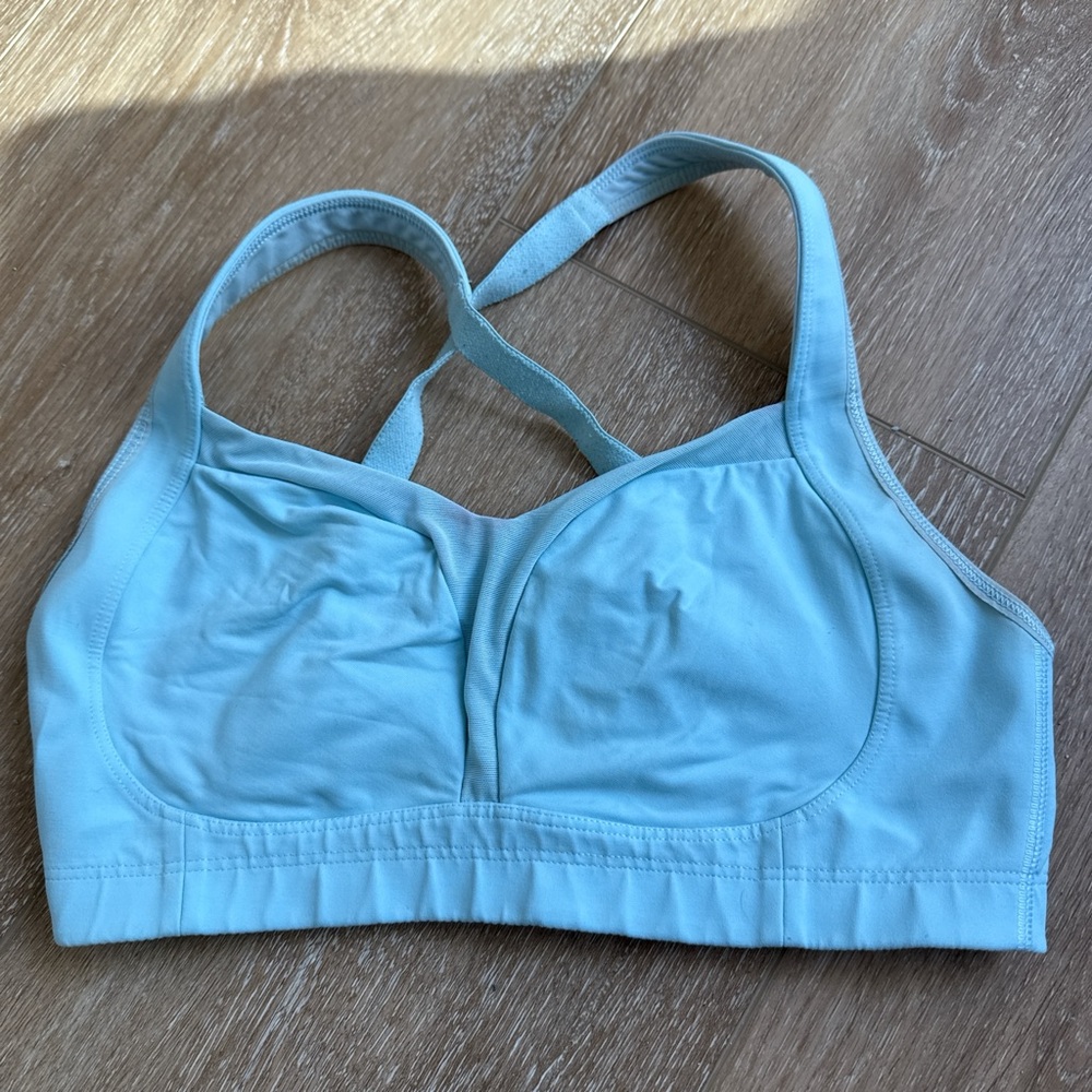 lu lu lemon Light Blue Sports Bra